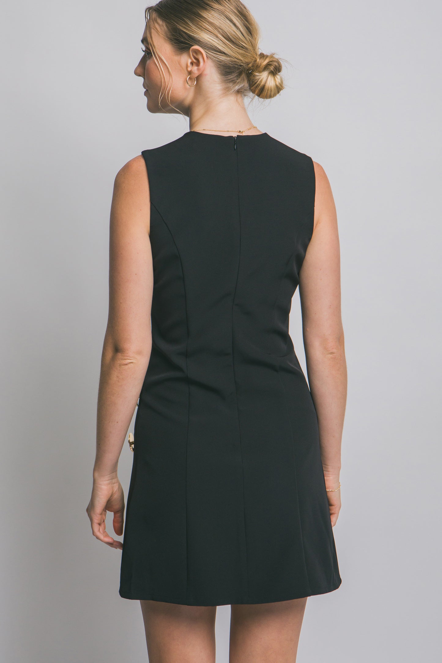 Vestido Minimal Chic Asimétrico