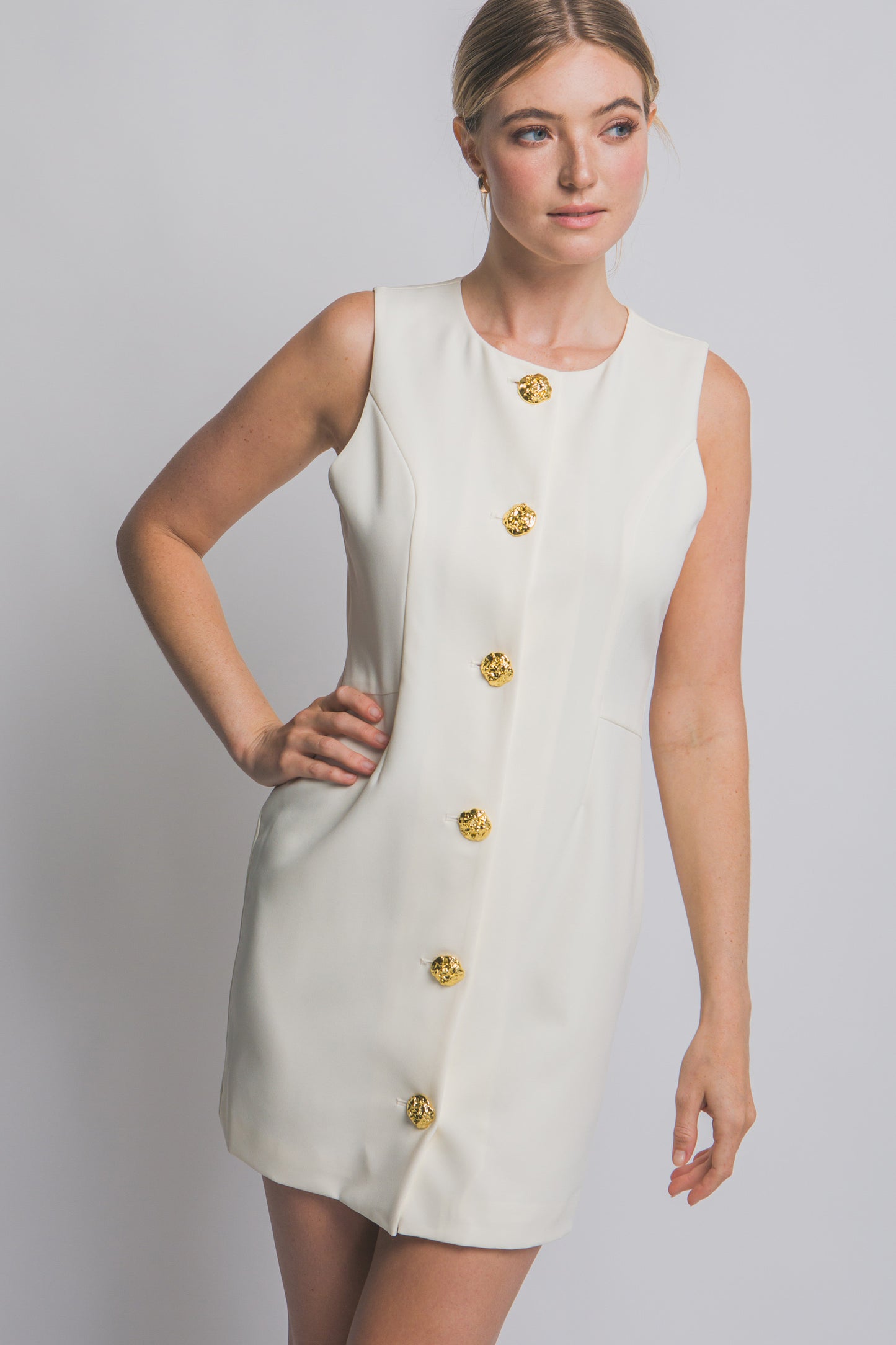 Vestido Chic Golden Buttons