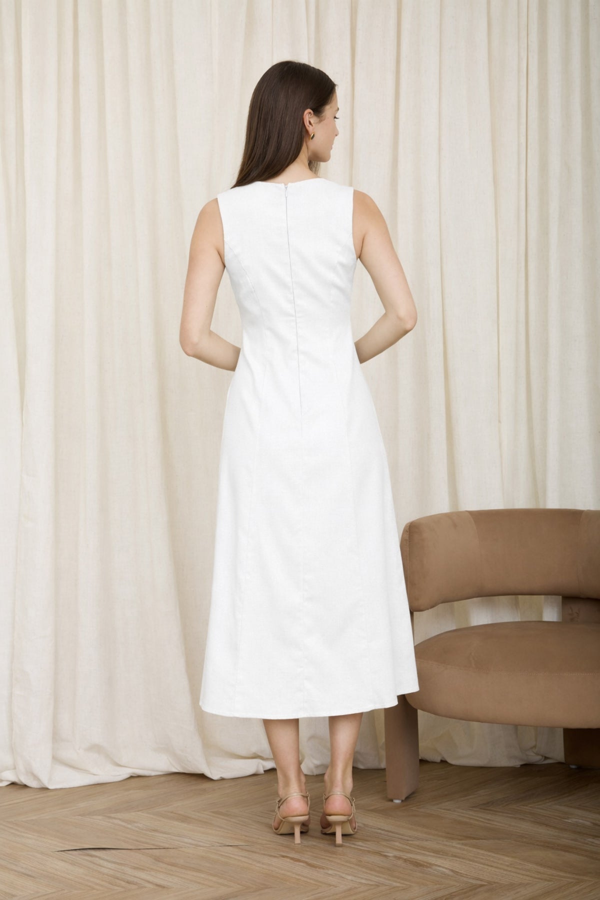 Vestido Midi Ivory Elegance