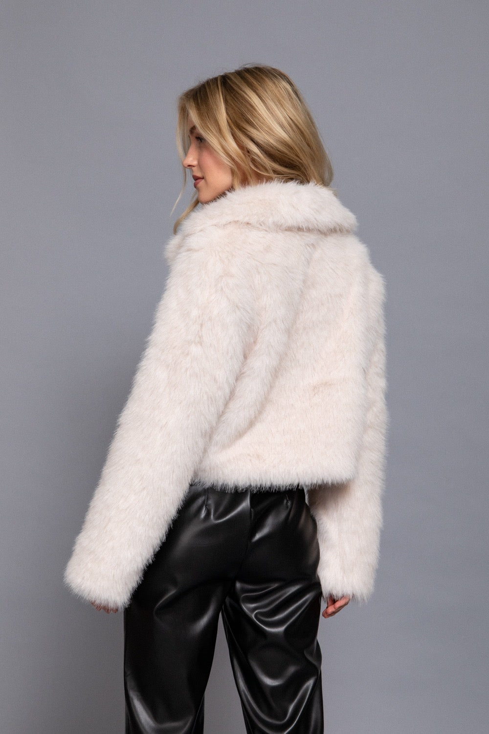 Abrigo Plush Deluxe Invierno