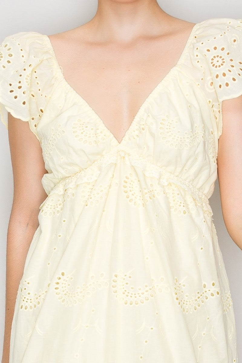 Vestido Emilia Eyelet