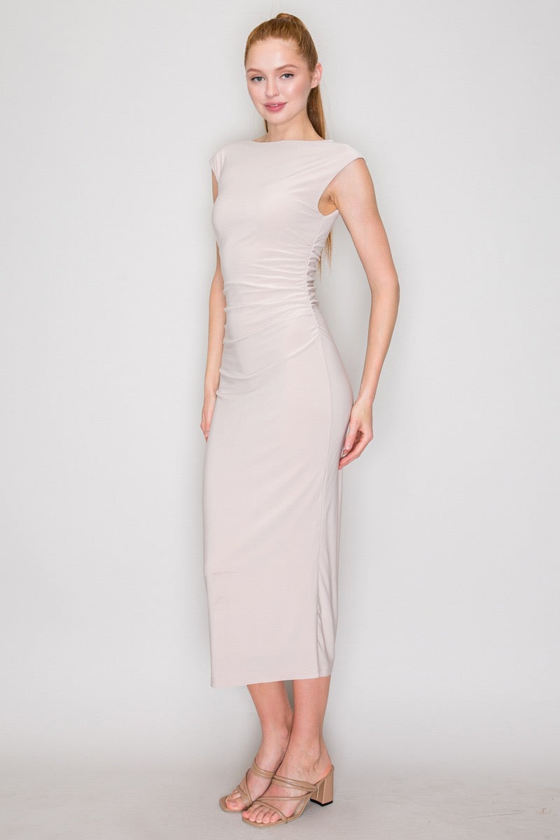 Vestido Sculpt Midi.