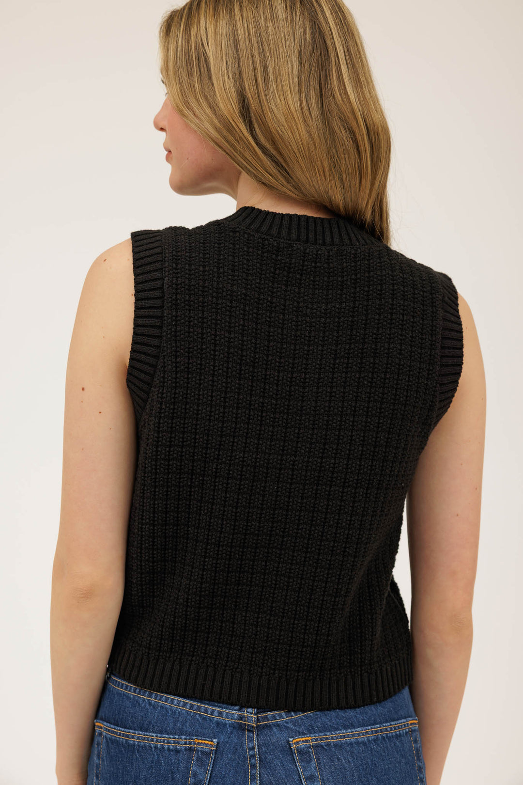 Chaleco Trend Monaco – Button Style