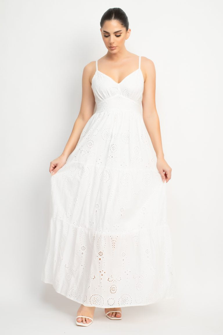 Vestido Largo Bordado Blush Romance