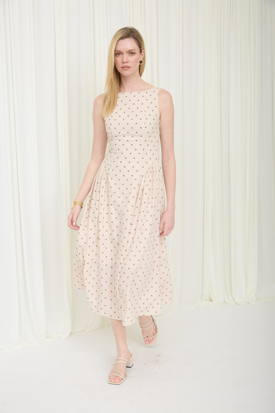 Vestido Polka Chic Midi